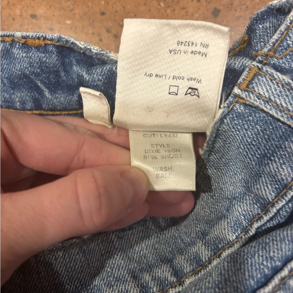 Reformation Dixie High Rise Denim Shorts Size 27 | Cut LY432 Raw Hem Jean Shorts - Picture 5 of 6